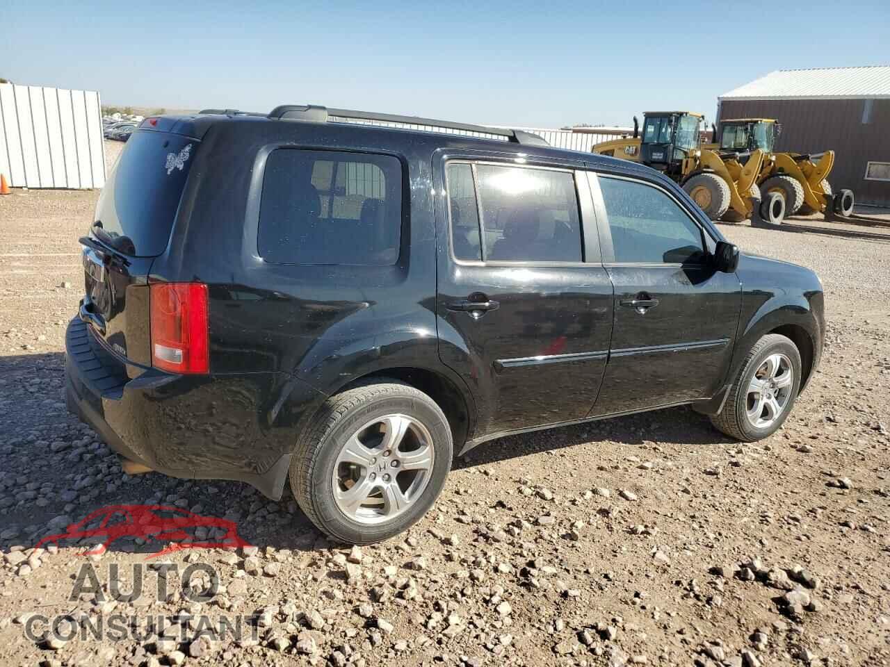 HONDA PILOT 2015 - 5FNYF4H59FB026082