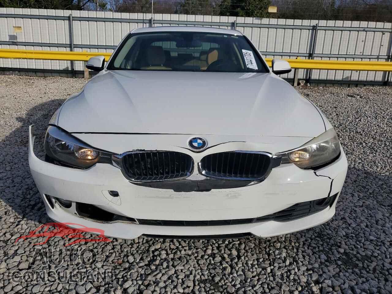 BMW 3 SERIES 2013 - WBA3A5C51DF359405
