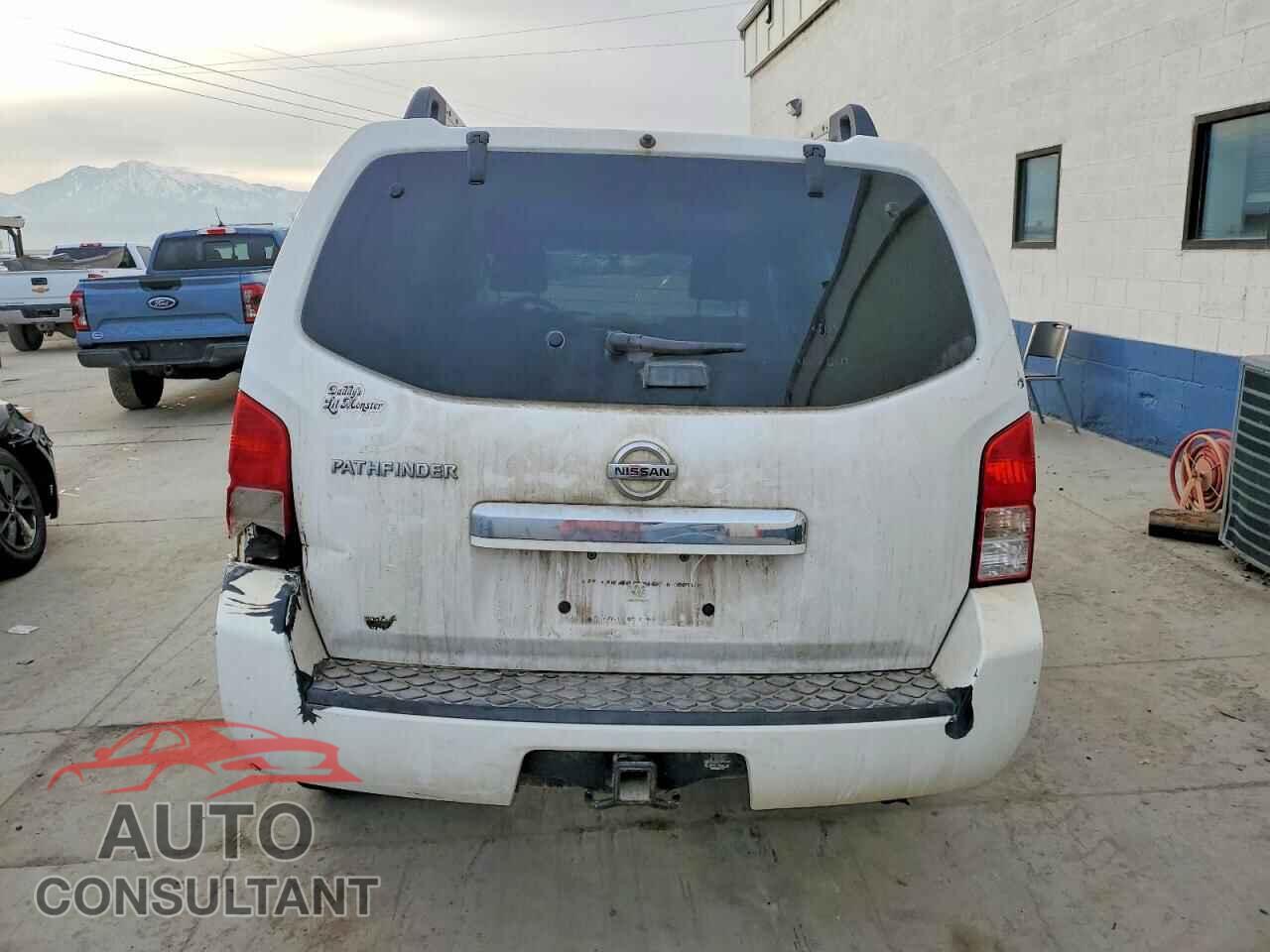 NISSAN PATHFINDER 2011 - 5N1AR1NB8BC629058
