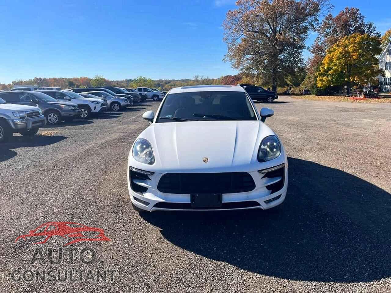 PORSCHE MACAN 2017 - WP1AG2A57HLB50315