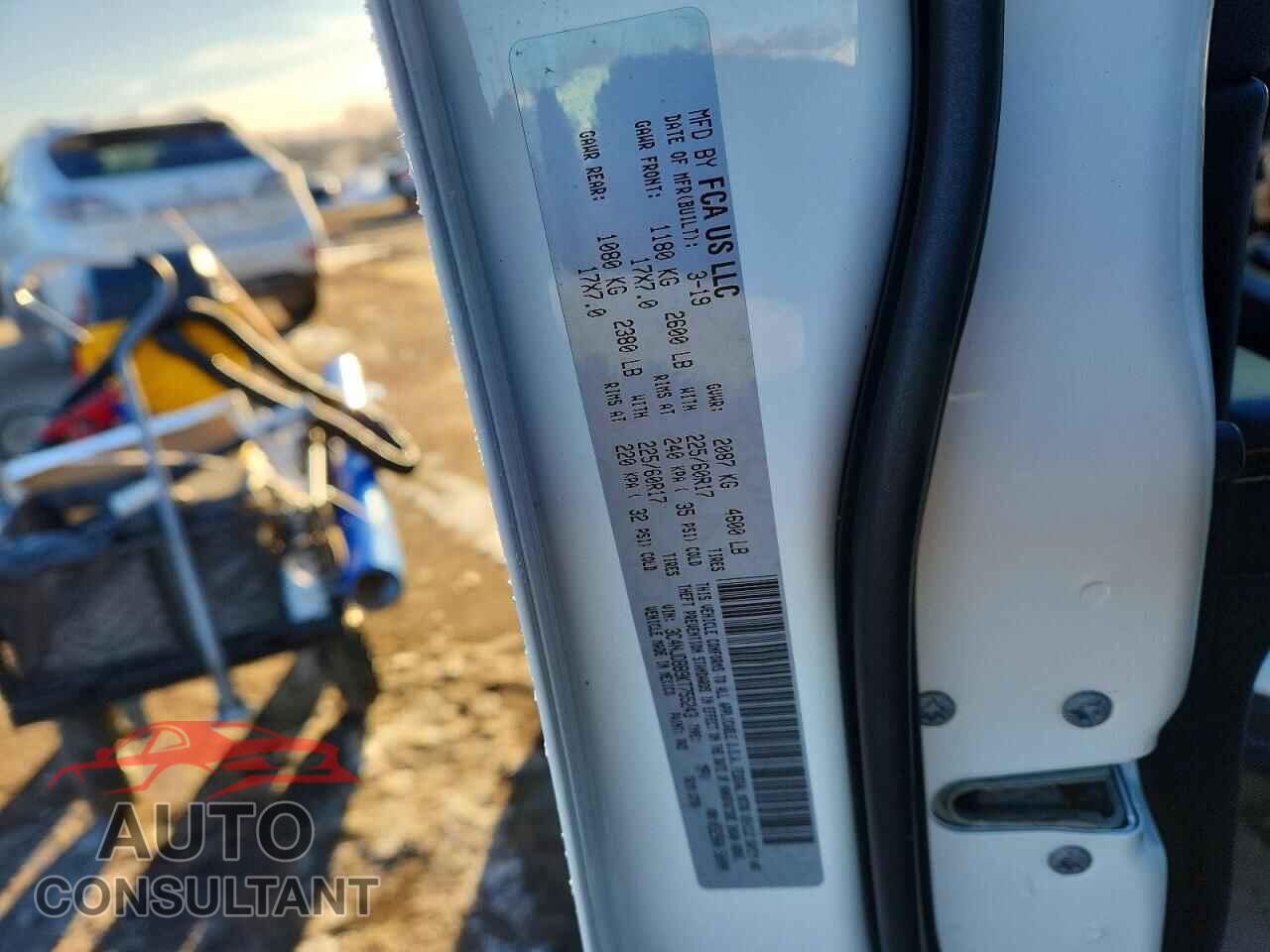 JEEP COMPASS 2019 - 3C4NJDBB9KT755243