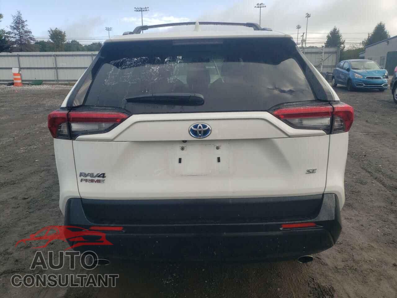 TOYOTA RAV4 2024 - JTMAB3FV0RD178564