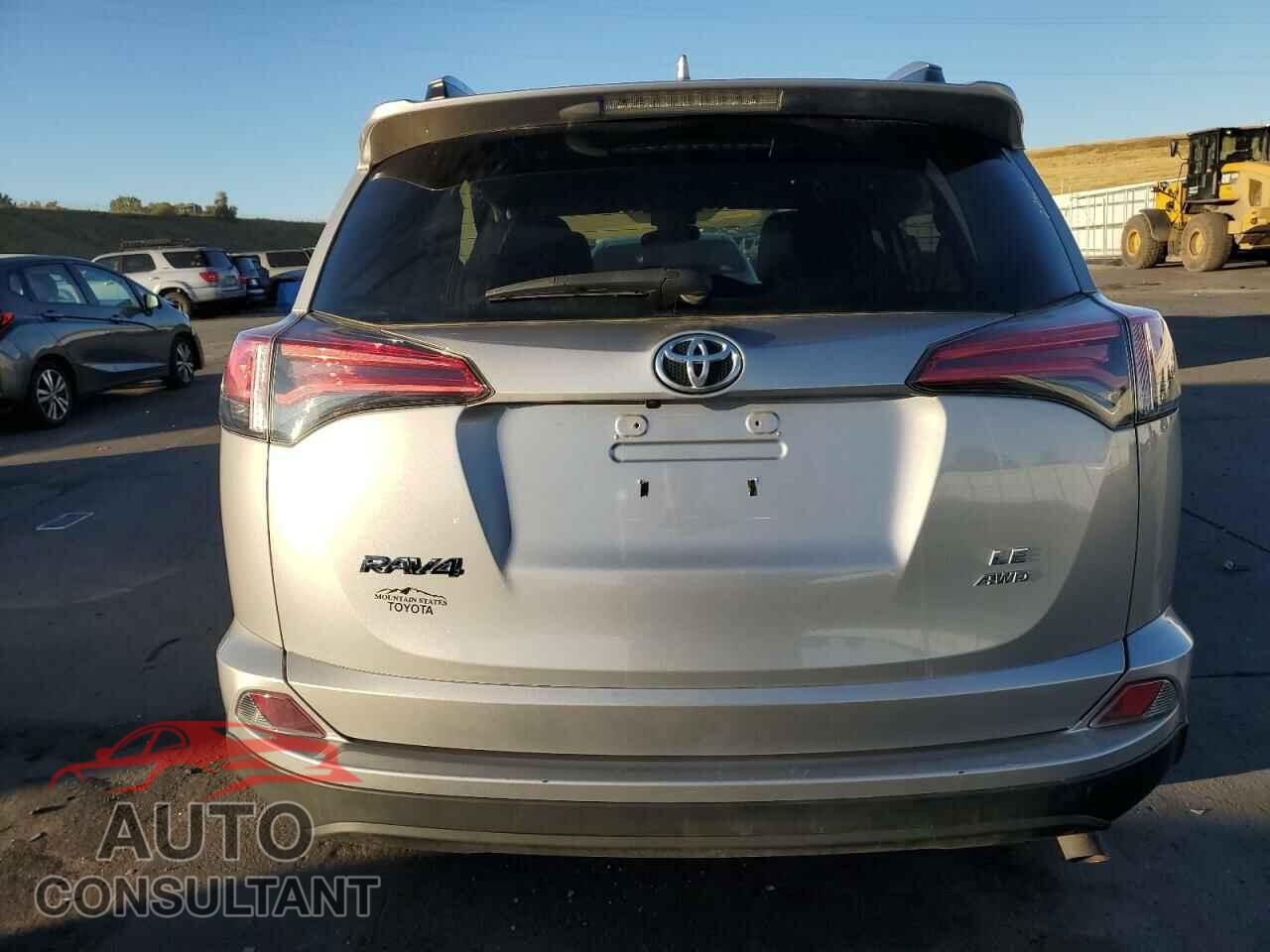 TOYOTA RAV4 2017 - 2T3BFREV2HW678594