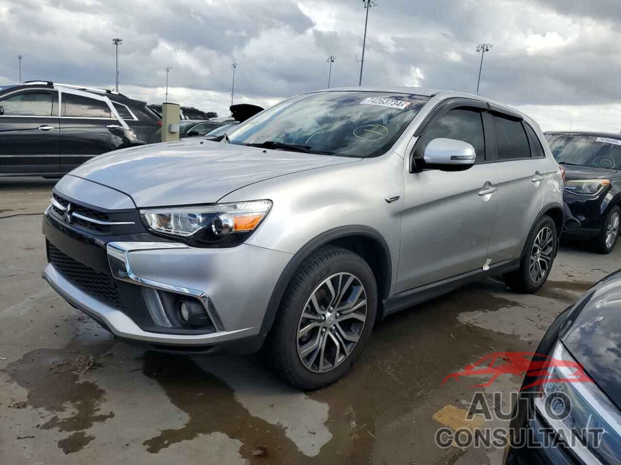 MITSUBISHI OUTLANDER 2018 - JA4AP3AW7JU024904
