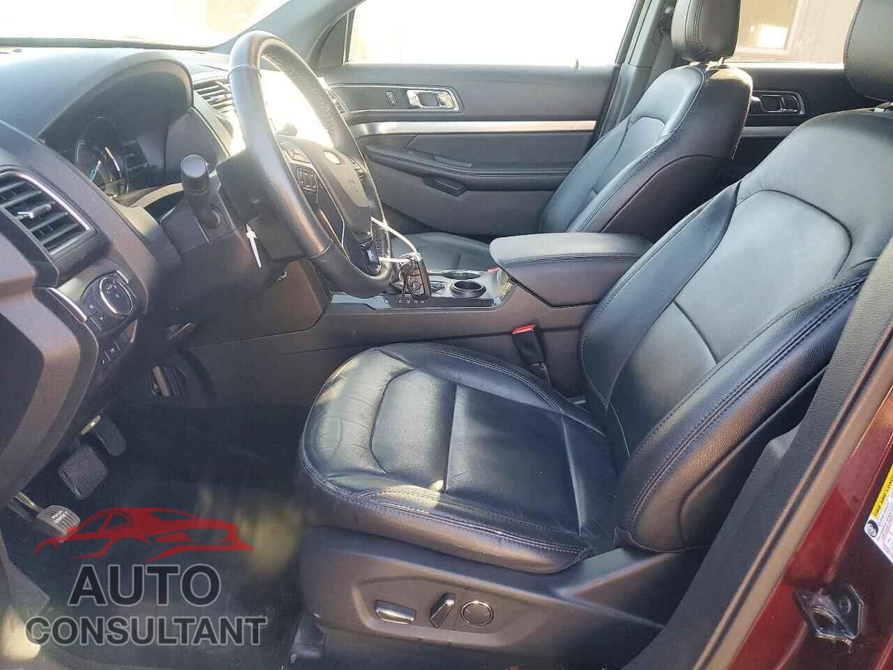 FORD EXPLORER 2018 - 1FM5K7D82JGA95982