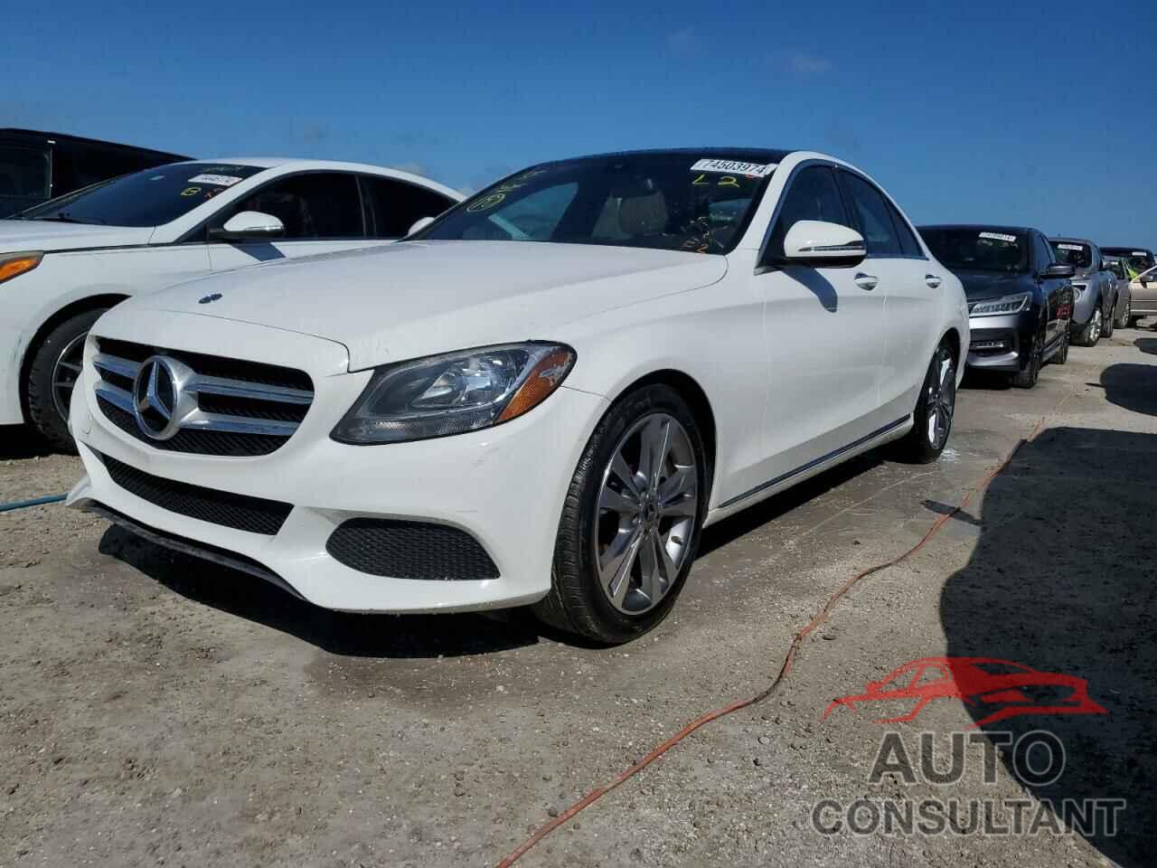MERCEDES-BENZ C-CLASS 2018 - 55SWF4JB3JU238250