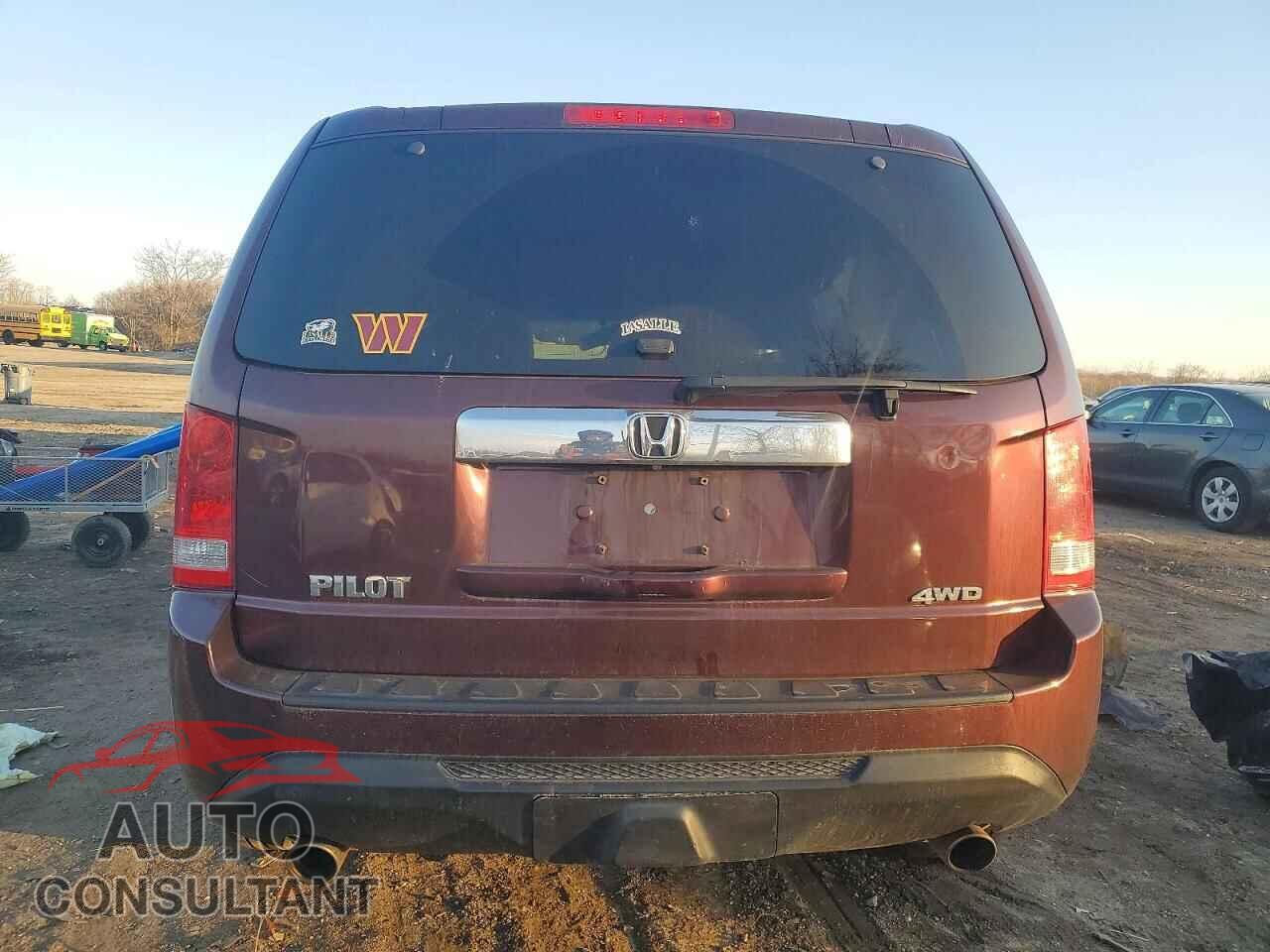 HONDA PILOT 2013 - 5FNYF4H52DB042976