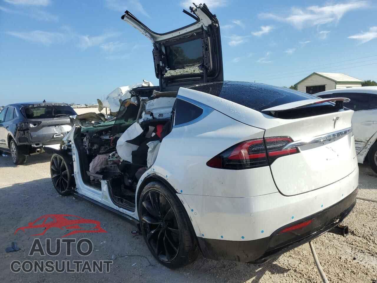 TESLA MODEL X 2020 - 5YJXCBE2XLF226046