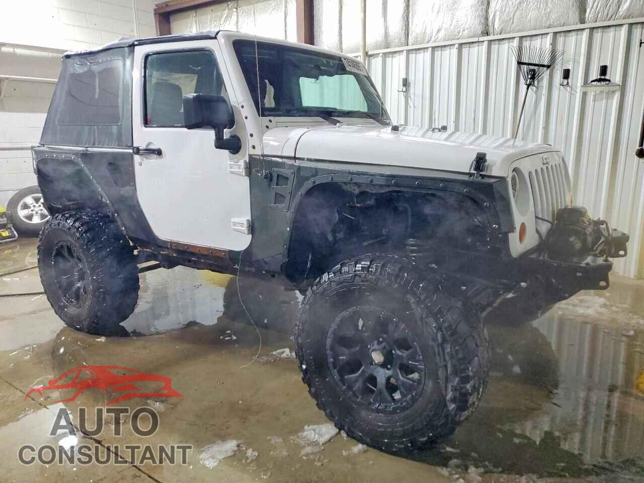 JEEP WRANGLER 2011 - 1J4AA2D17BL581332
