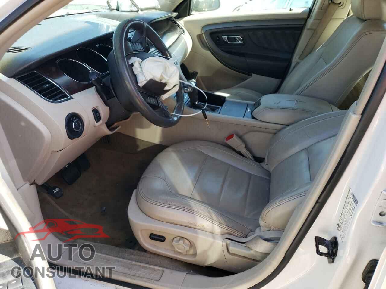 FORD TAURUS 2011 - 1FAHP2EW4BG183104