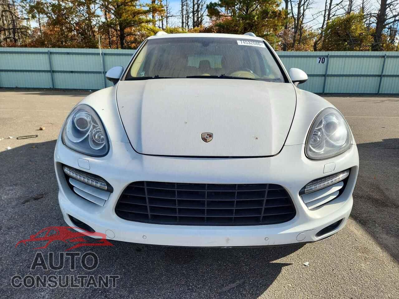 PORSCHE CAYENNE 2013 - WP1AF2A21DLA38791