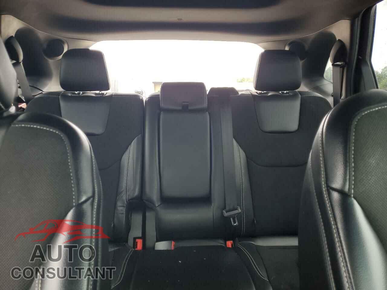 FORD EDGE 2019 - 2FMPK4AP3KBB92247