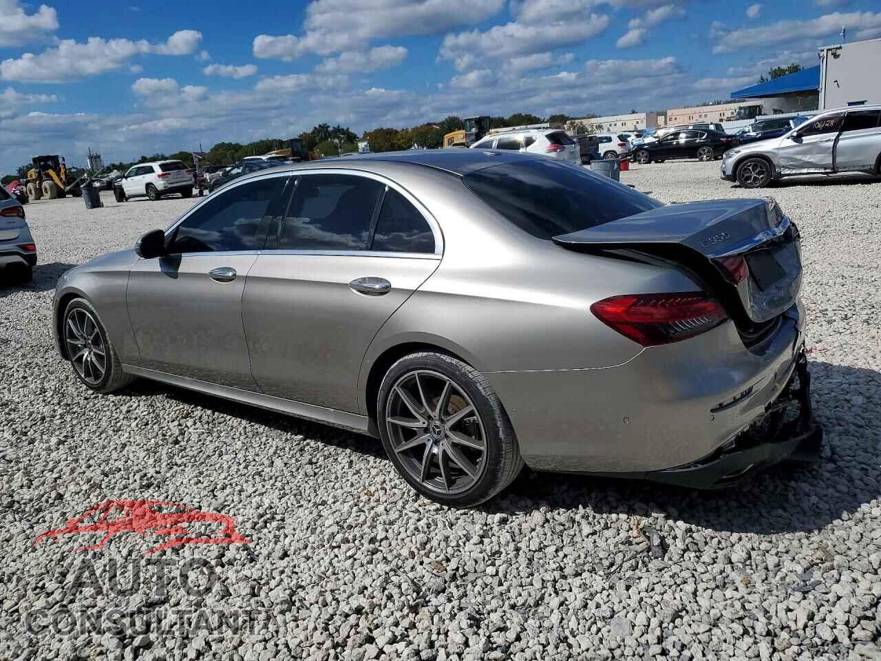 MERCEDES-BENZ E-CLASS 2021 - W1KZF8DBXMA896815