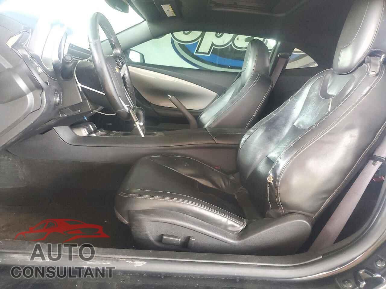 CHEVROLET CAMARO 2015 - 2G1FE1E37F9106800