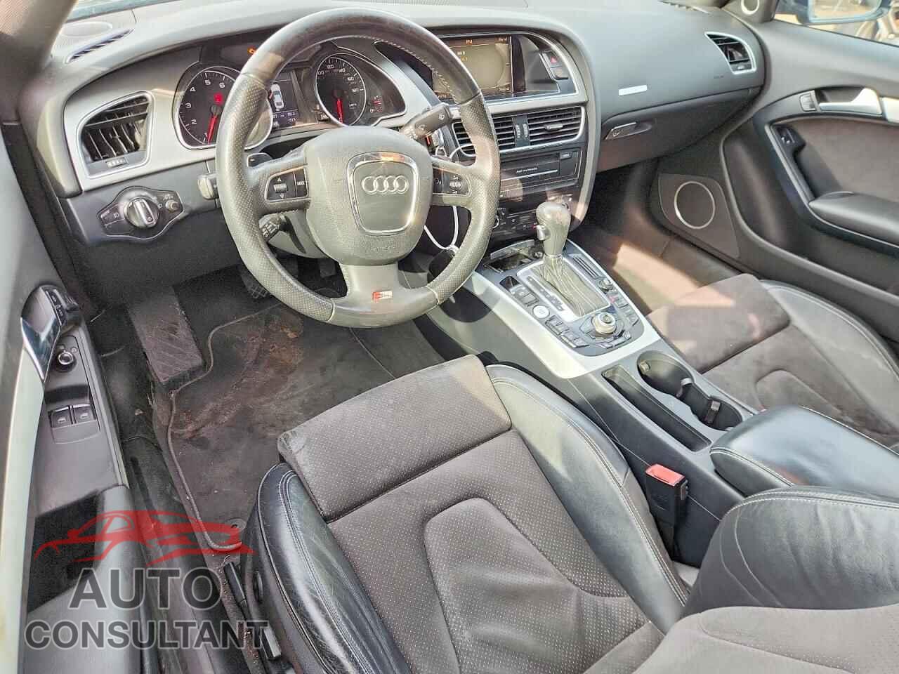 AUDI A5 2011 - WAUWFAFR8BA029857