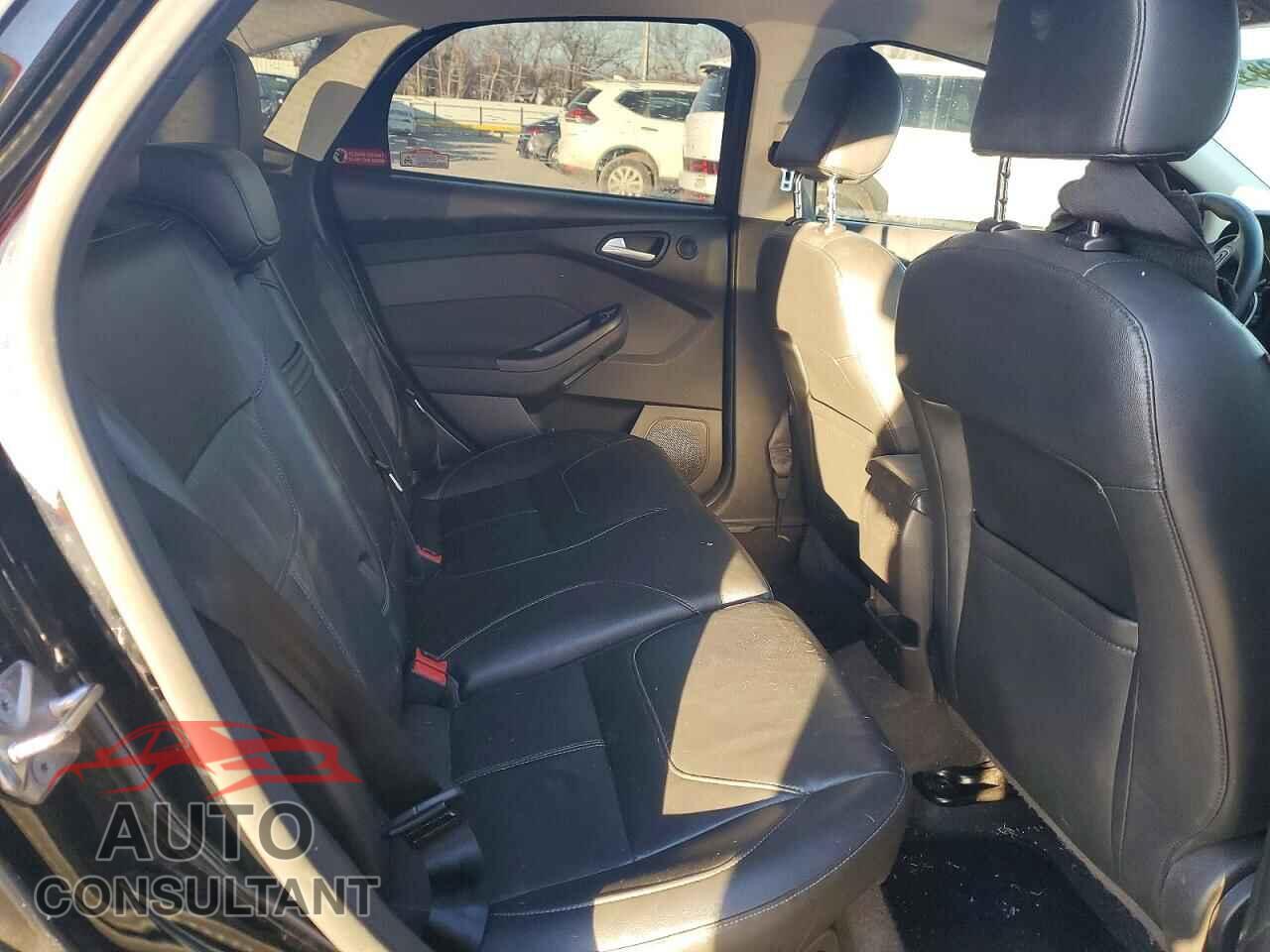 FORD FOCUS 2016 - 1FADP3J29GL281793