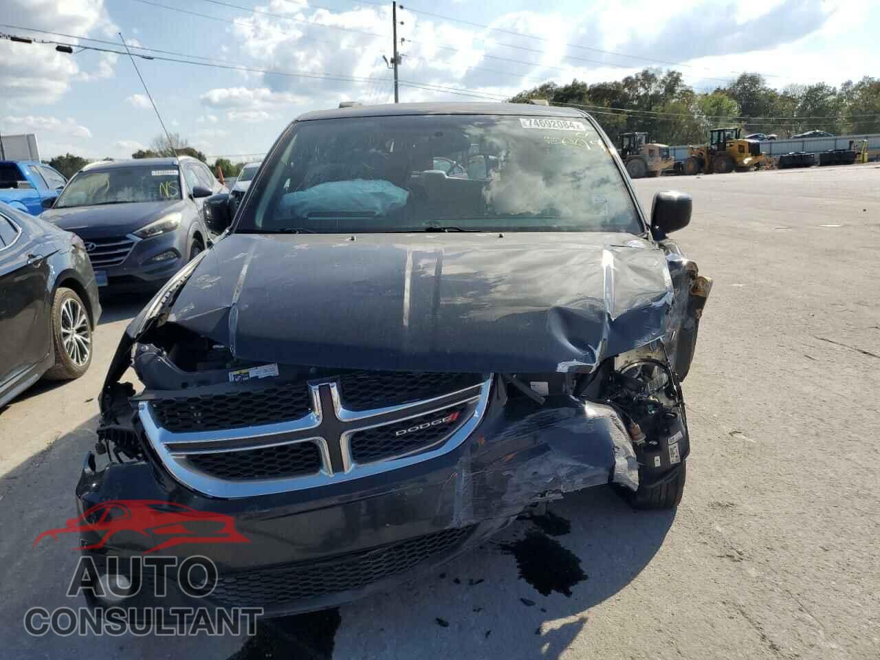 DODGE CARAVAN 2018 - 2C4RDGCG4JR178871