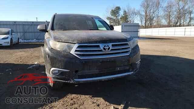TOYOTA HIGHLANDER 2012 - 5TDBK3EH0CS152672