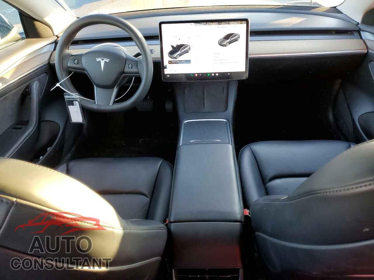 TESLA MODEL 3 2022 - 5YJ3E1EA8NF143499