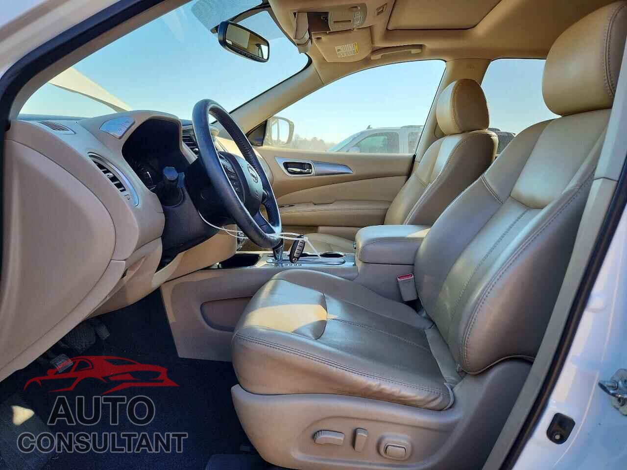 NISSAN PATHFINDER 2017 - 5N1DR2MN4HC676398
