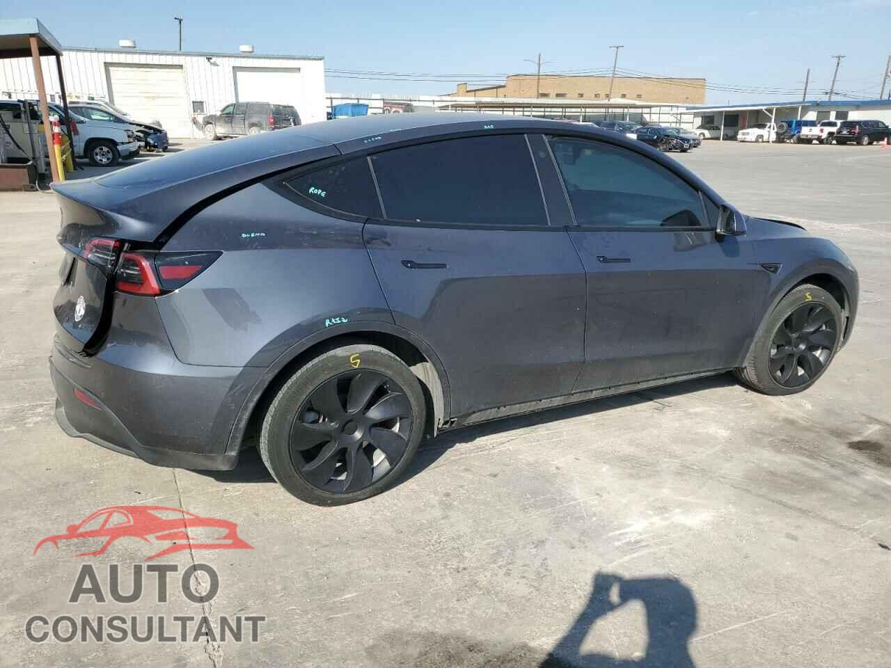 TESLA MODEL Y 2021 - 5YJYGDEEXMF288191
