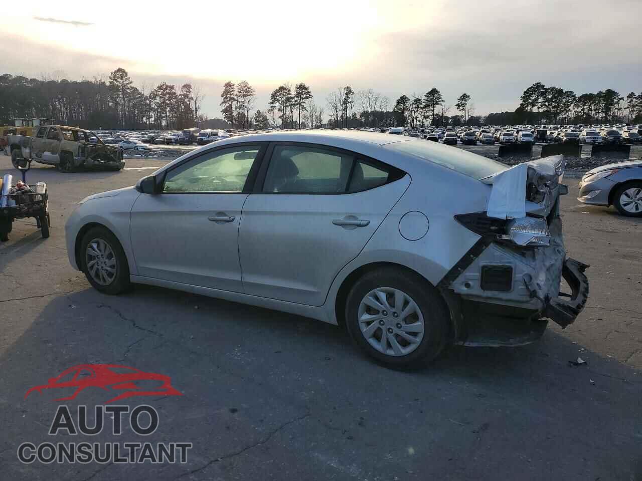 HYUNDAI ELANTRA 2019 - 5NPD74LF8KH456614