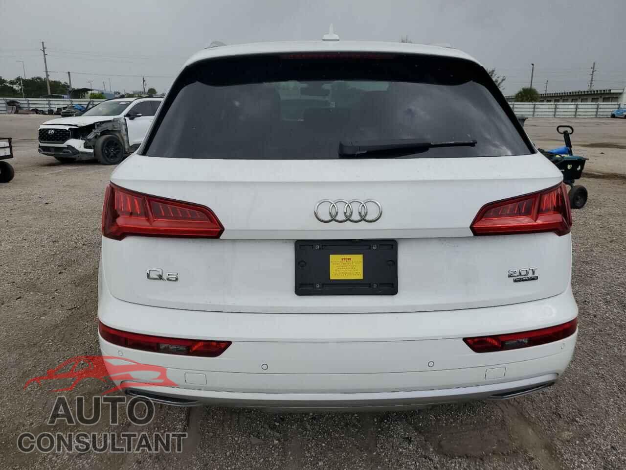 AUDI Q5 2018 - WA1BNAFY2J2163696