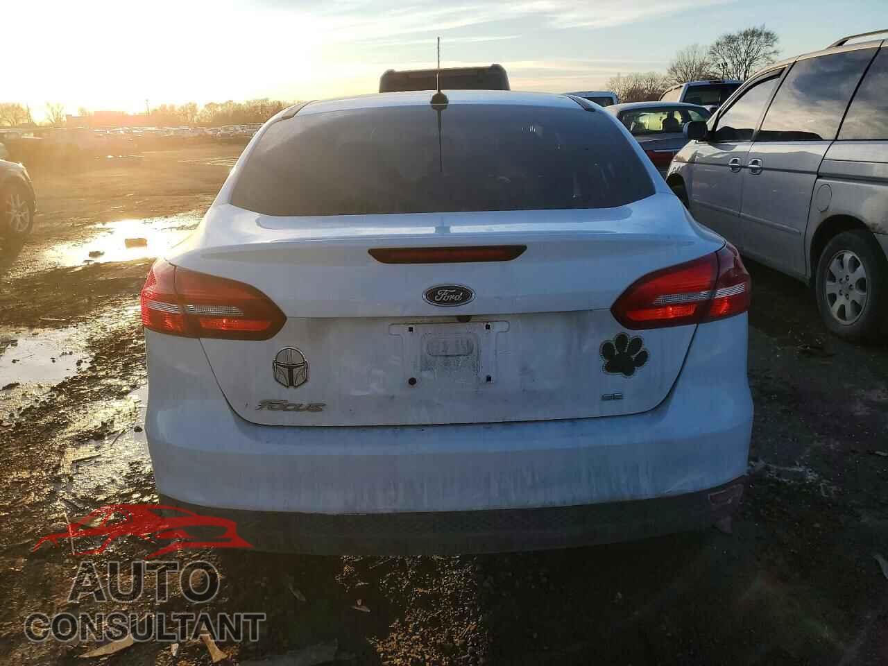 FORD FOCUS 2017 - 1FADP3F20HL275729