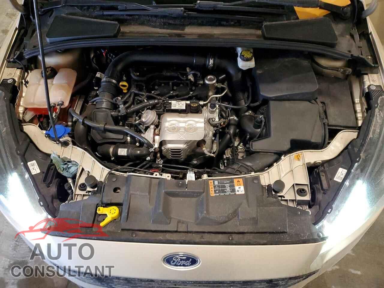 FORD FOCUS 2018 - 1FADP3FEXJL209835