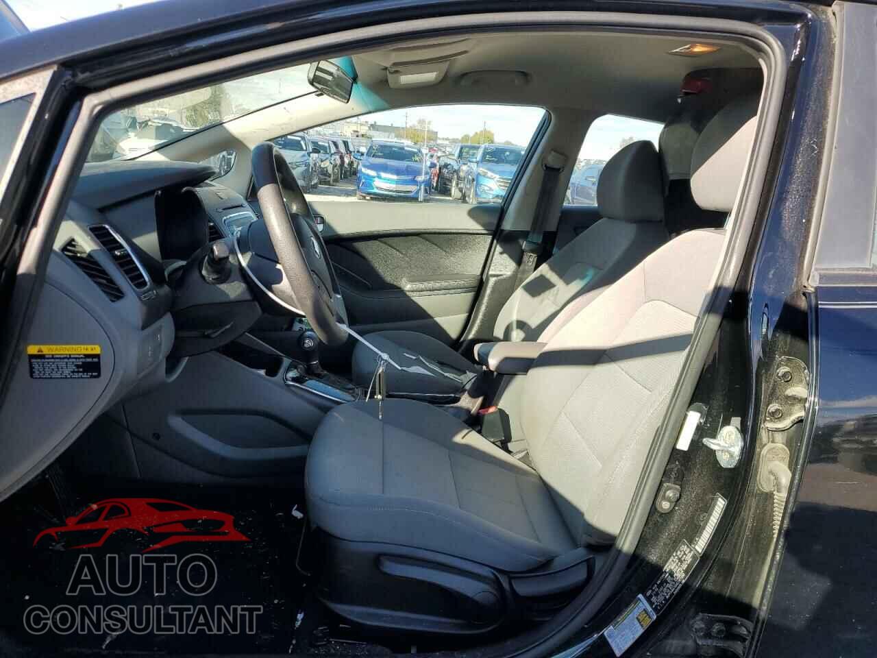 KIA FORTE 2017 - 3KPFK4A70HE087103