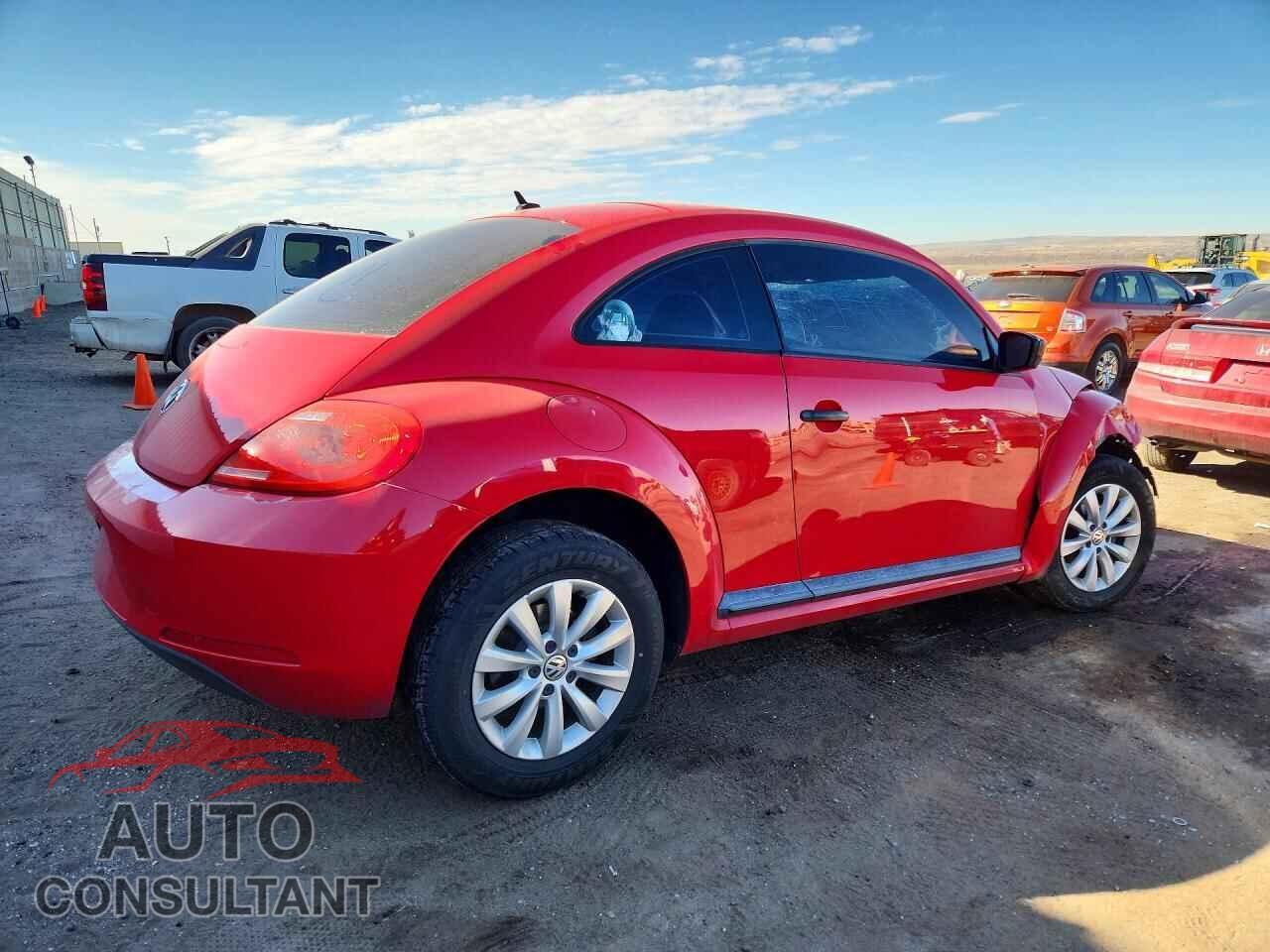 VOLKSWAGEN BEETLE 2013 - 3VWFP7AT5DM621435