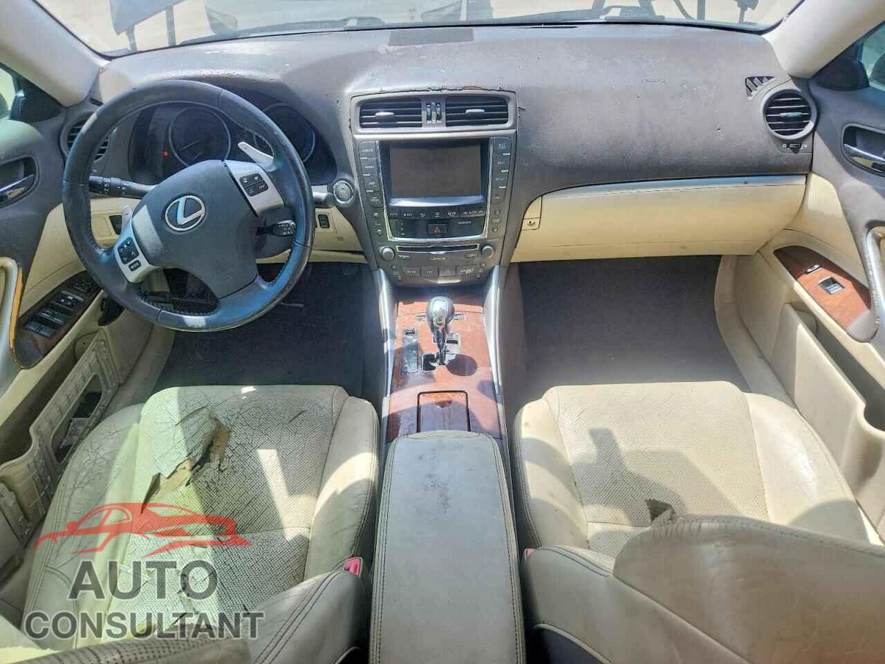 LEXUS IS 2011 - JTHBE5C29B5026704