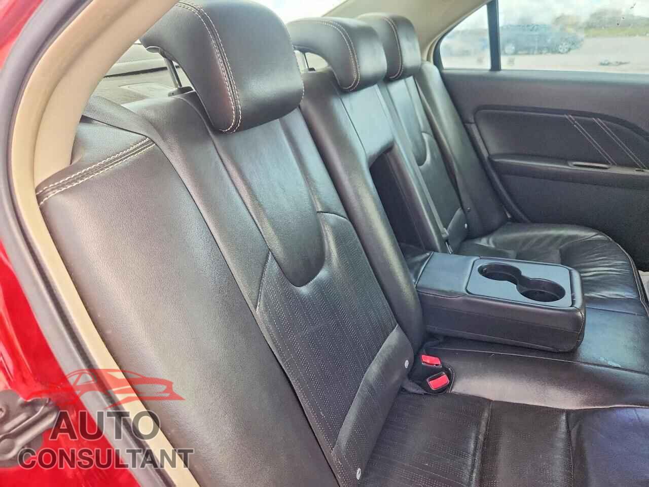 FORD FUSION 2010 - 3FAHP0KC4AR124981