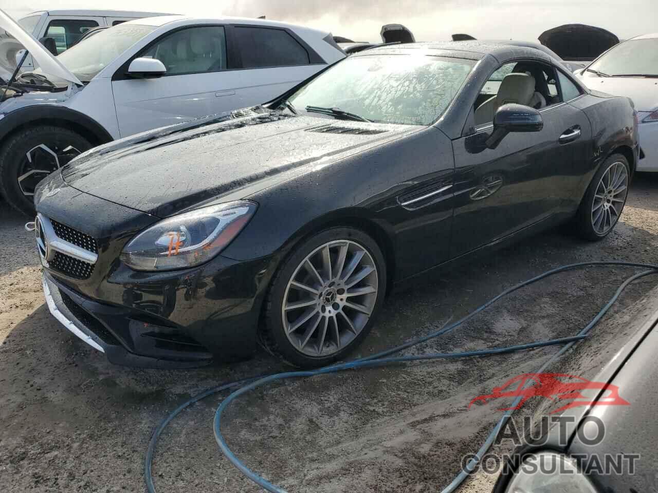 MERCEDES-BENZ SLC-CLASS 2020 - W1KPK3JA1LF172434