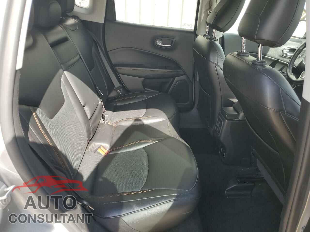 JEEP COMPASS 2020 - 3C4NJCCB8LT108181