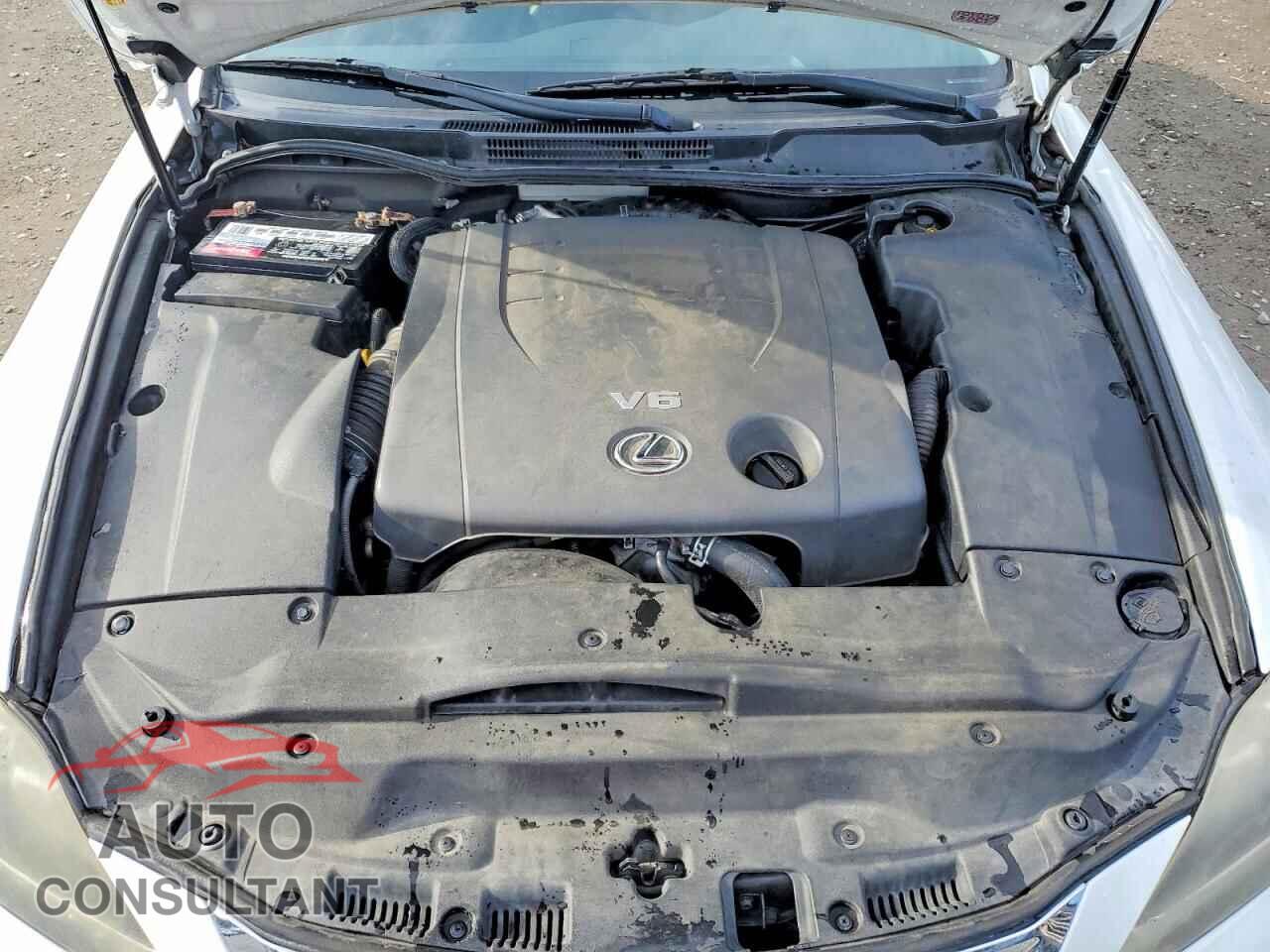 LEXUS IS 2012 - JTHCF5C26C5054754