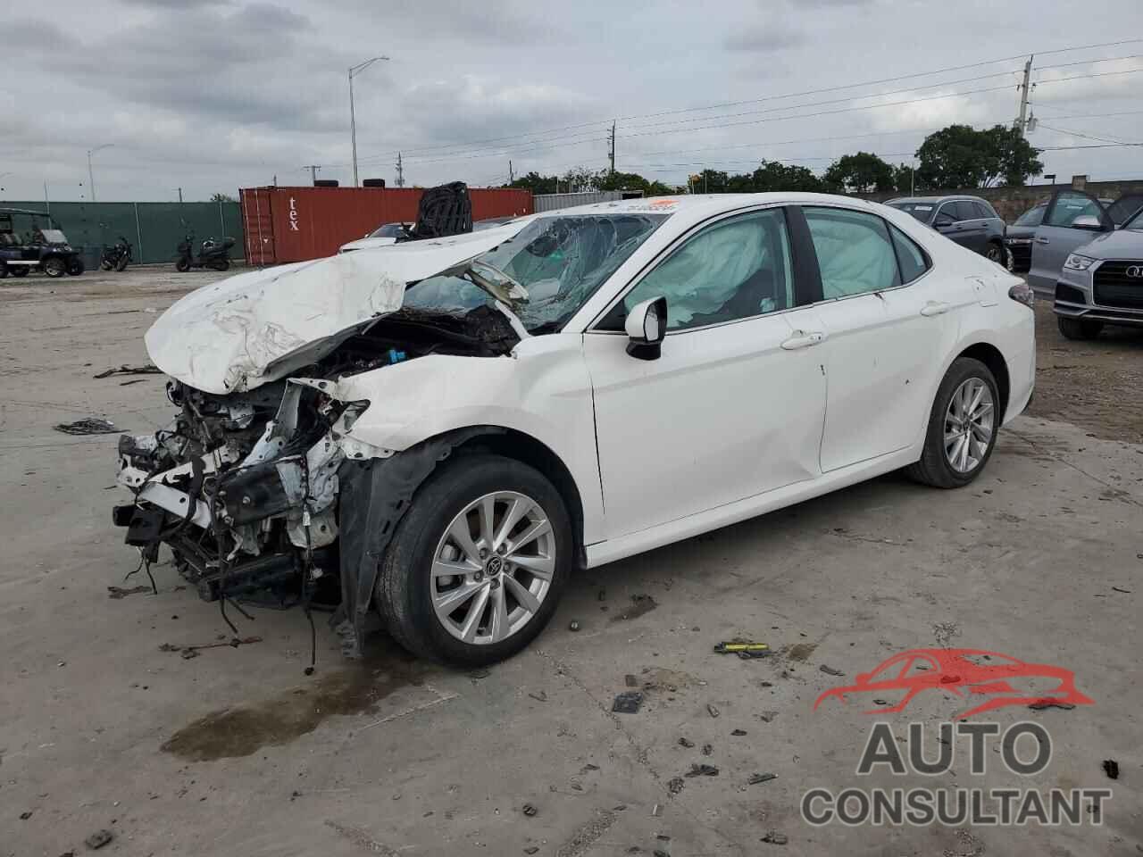 TOYOTA CAMRY 2023 - 4T1C11AK1PU142338