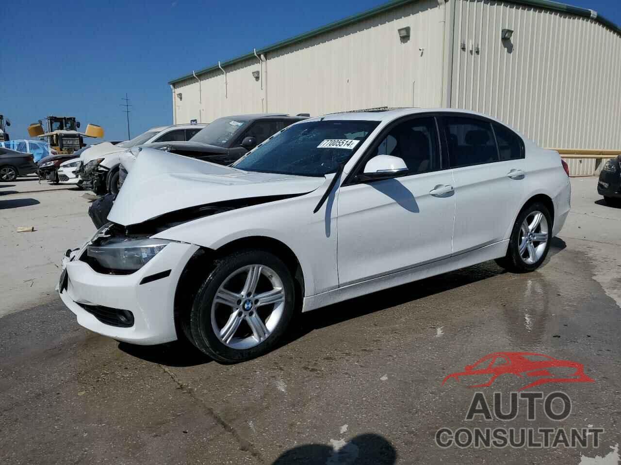 BMW 3 SERIES 2013 - WBA3A5G53DNP24599