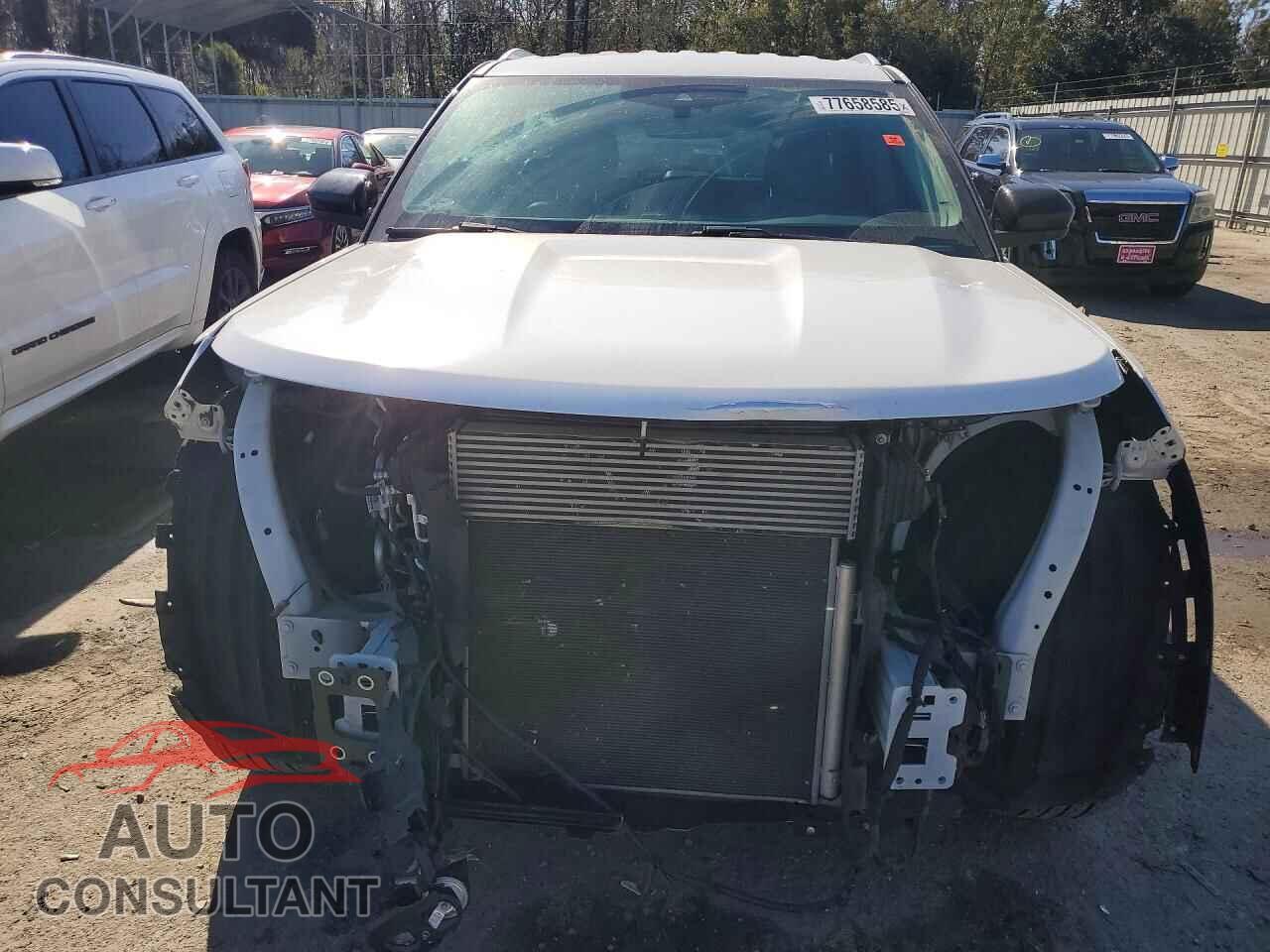 FORD EXPLORER 2022 - 1FMSK7FH9NGA29466