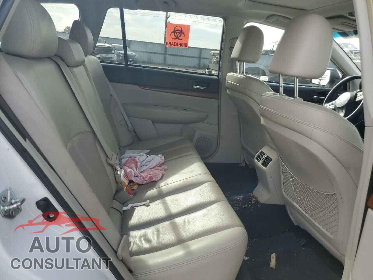 SUBARU OUTBACK 2014 - 4S4BRBLCXE3272136