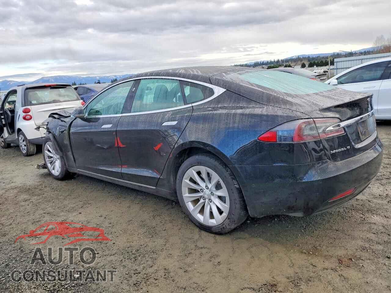 TESLA MODEL S 2018 - 5YJSA1E24JF293796