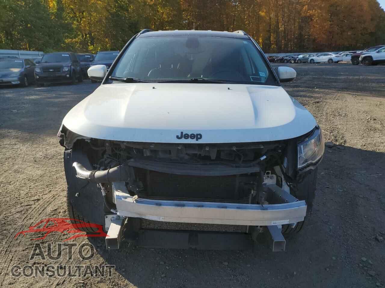 JEEP COMPASS 2019 - 3C4NJDBB2KT796135