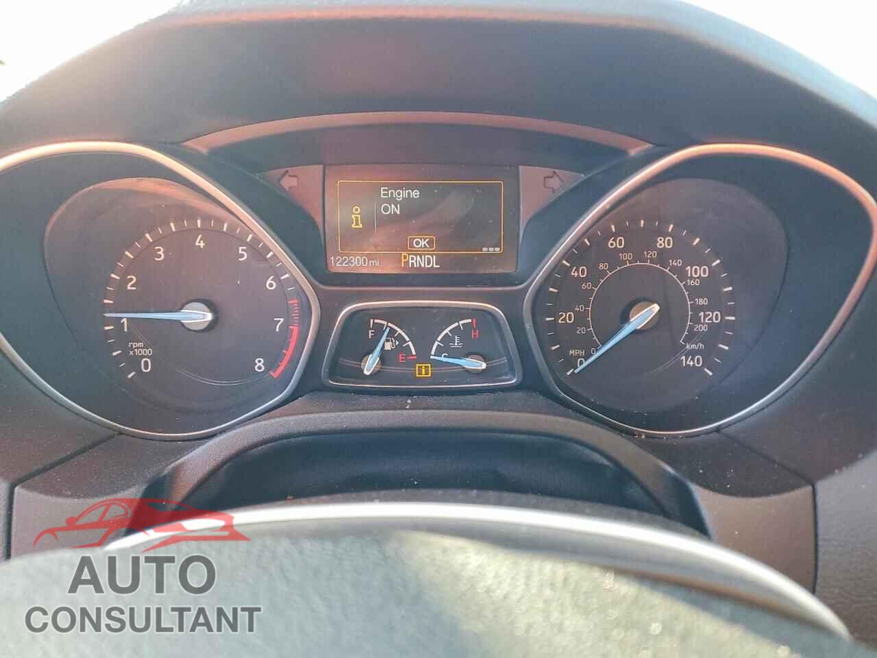 FORD FOCUS 2015 - 1FADP3F26FL329354