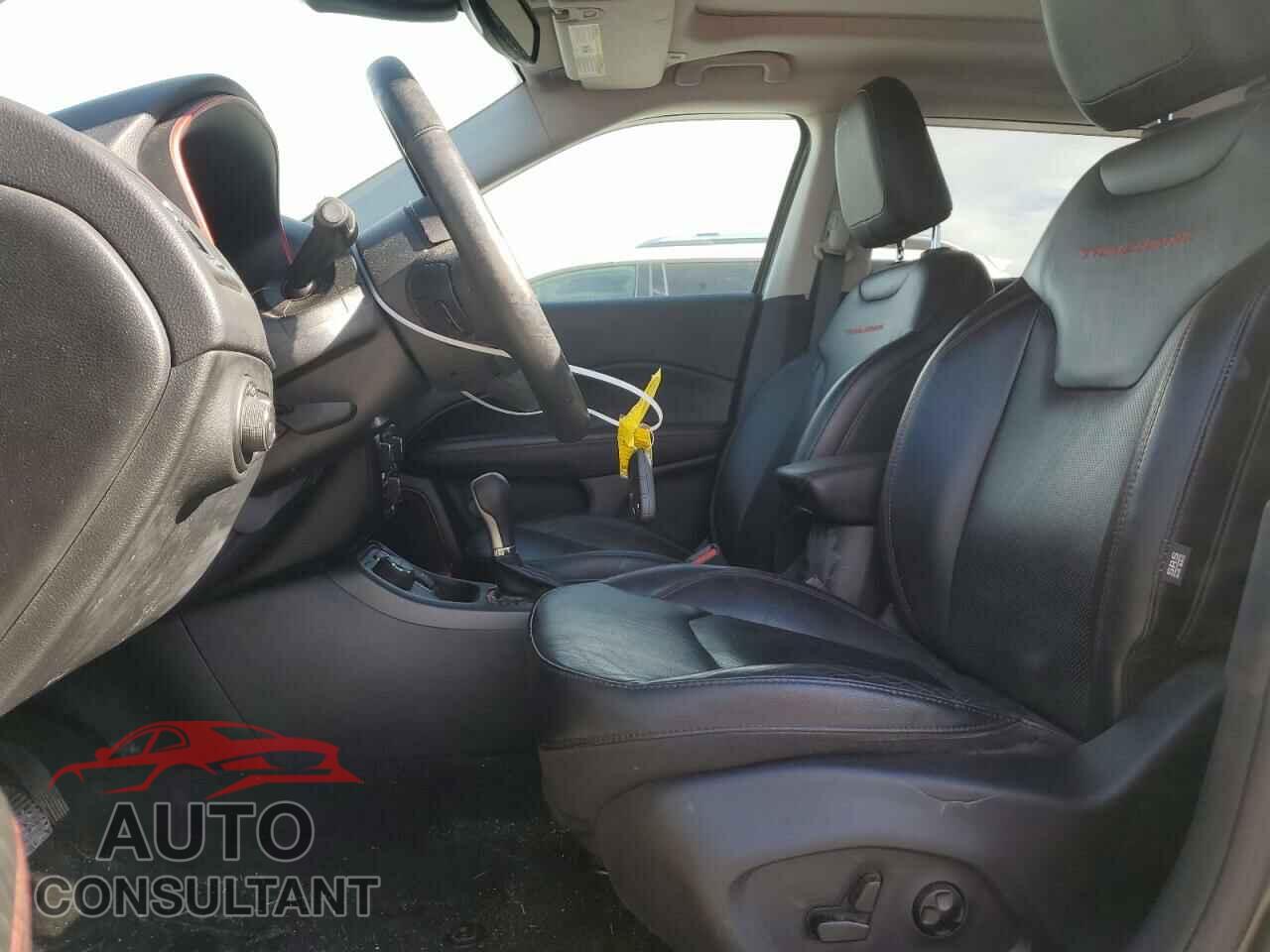 JEEP COMPASS 2018 - 3C4NJDDB6JT146395