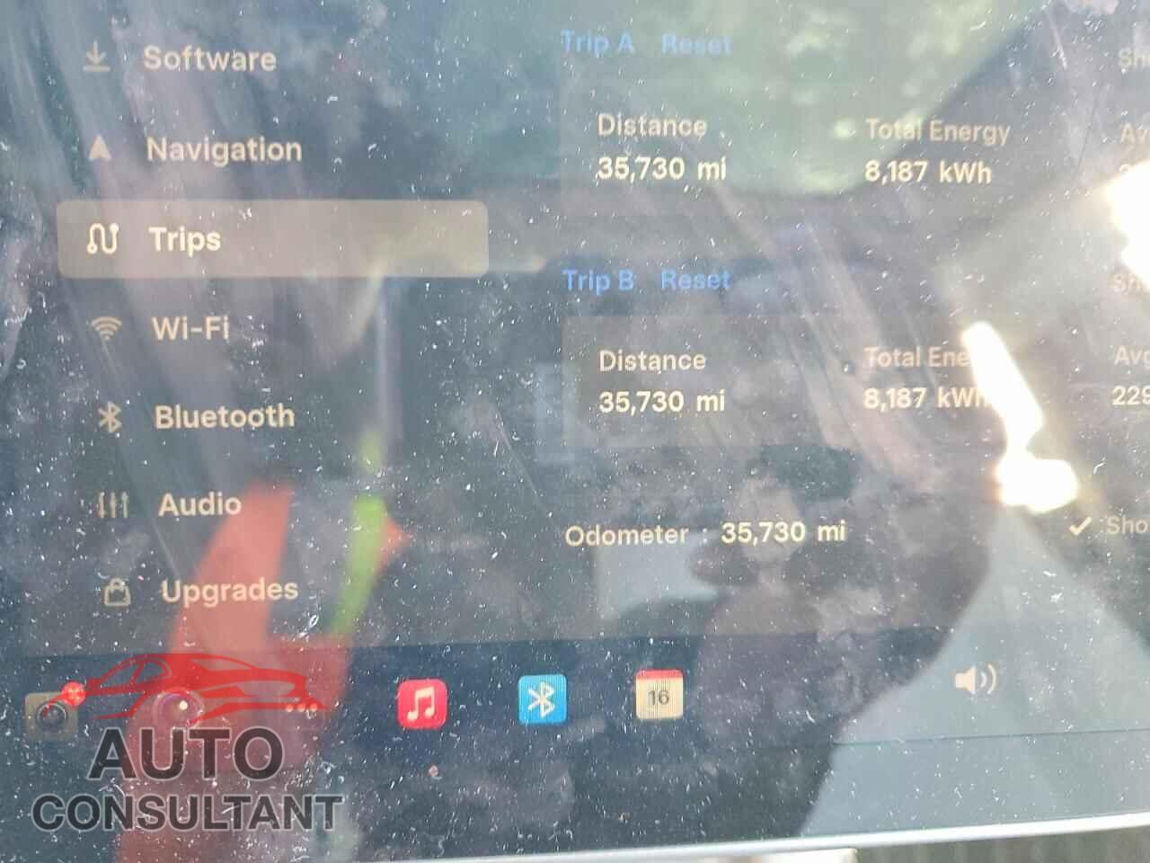TESLA MODEL 3 2023 - 5YJ3E1EA0PF665921