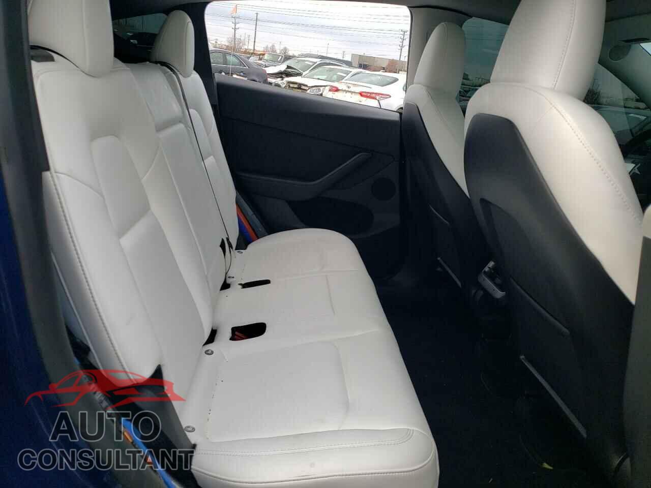 TESLA MODEL Y 2023 - 7SAYGDEF0PF705219