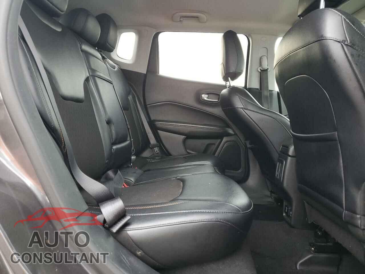 JEEP COMPASS 2017 - 3C4NJDBB4HT666639