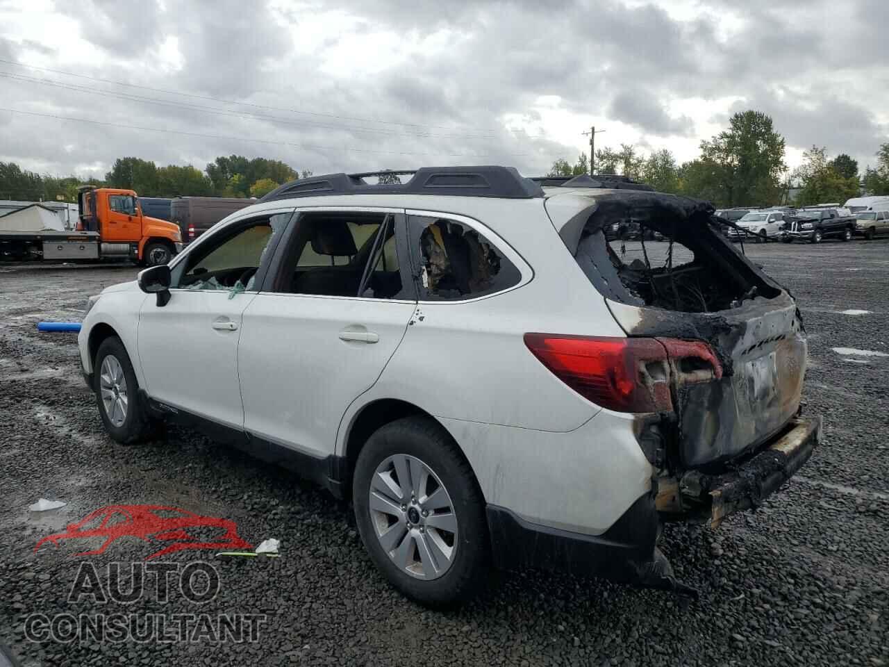 SUBARU OUTBACK 2018 - 4S4BSAHC3J3227282