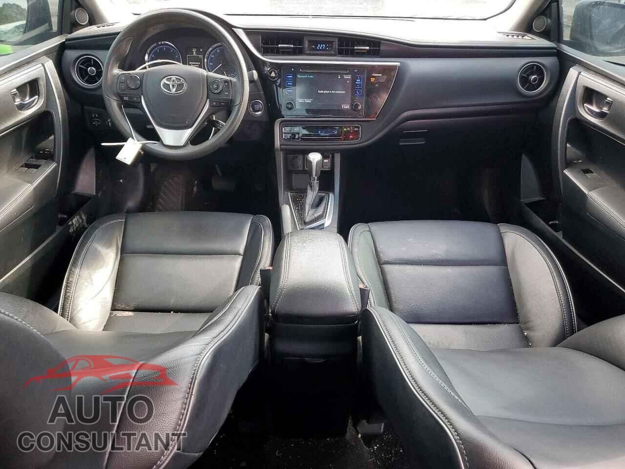 TOYOTA COROLLA 2017 - 5YFBURHE5HP603108