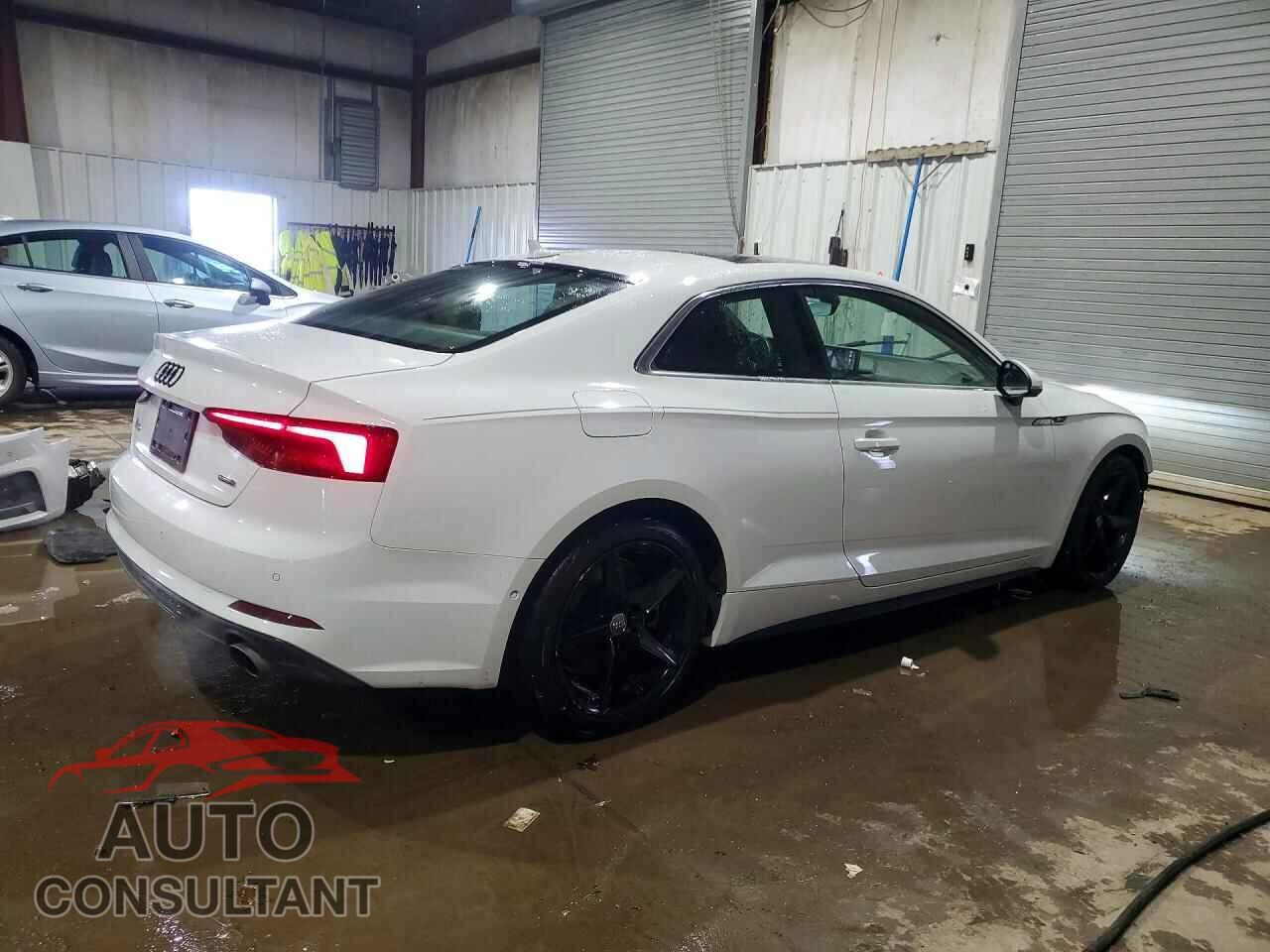 AUDI A5 2019 - WAUUNAF51KA061640
